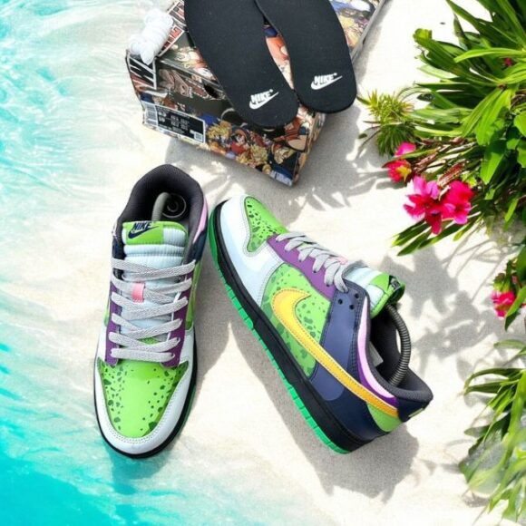 NIKE ZOOM VOMERO 5SUPER SONIC